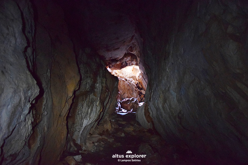 Υμηττός σπηλαιο Νυχτερίδας